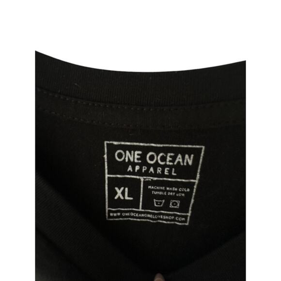 One Ocean Apparel RESPECT THE LOCALS Sharks Black T-Shirt Crewneck Men's XL - Picture 4 of 4